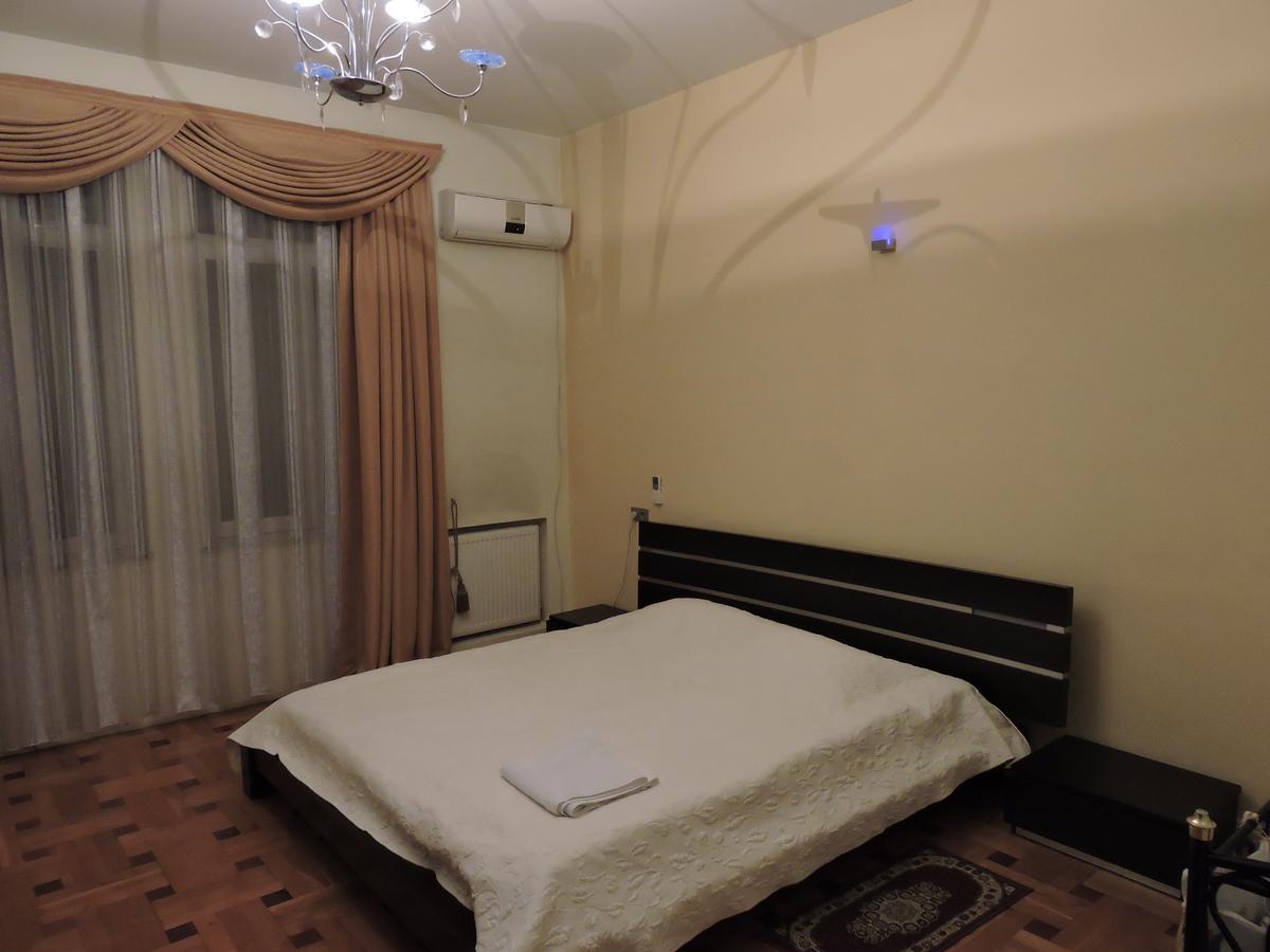1 Shota Rustaveli Avenue Lägenhet Tbilisi Exteriör bild