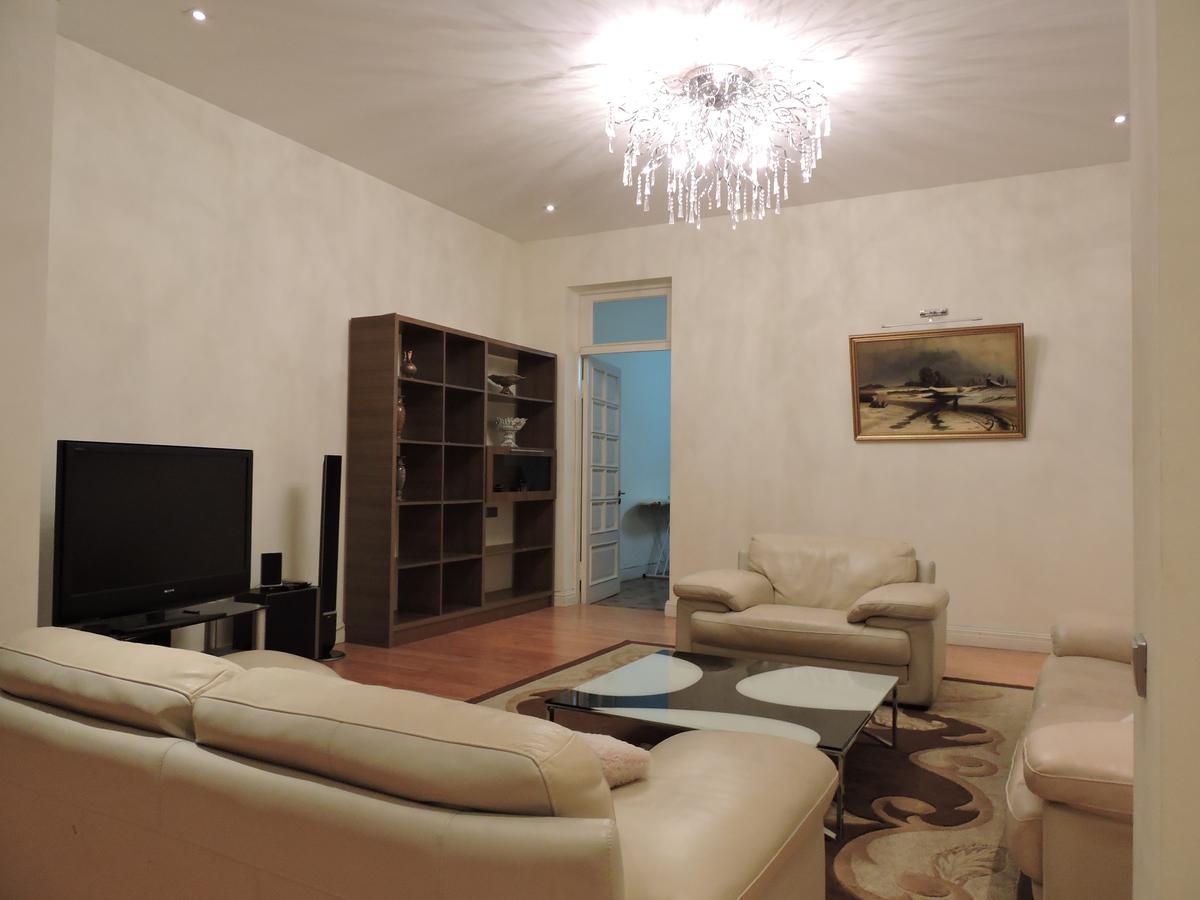 1 Shota Rustaveli Avenue Lägenhet Tbilisi Exteriör bild